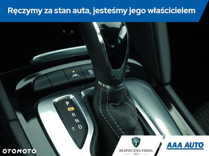Opel Insignia - 17