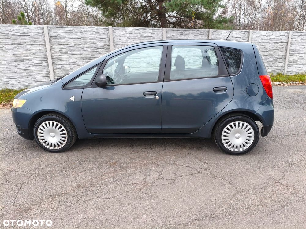 Mitsubishi Colt 1.3 Inform - 10