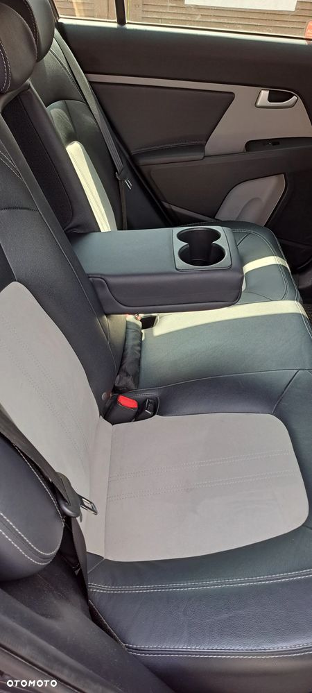 Kia Sportage 1.6 GDI Business Line 2WD - 12