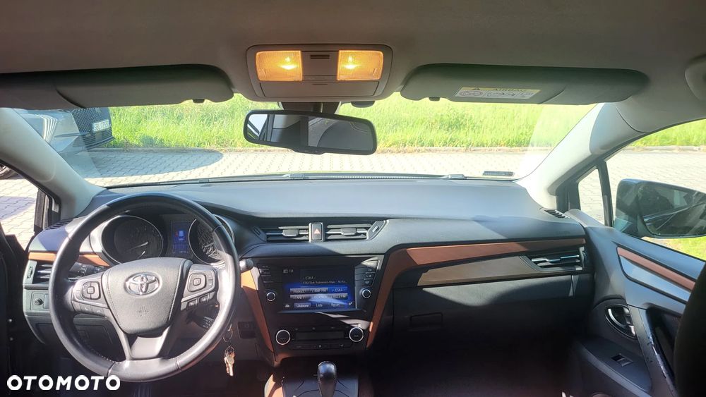 Toyota Avensis 1.8 Premium MS - 5