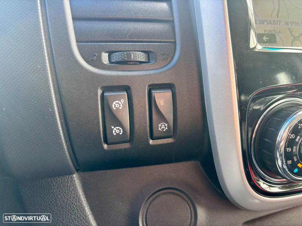 Opel Vivaro 1.6 Biturbo cabine dupla versão longa - 39