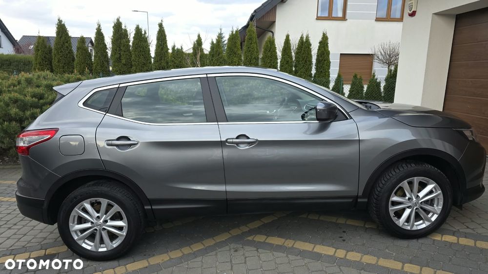 Nissan Qashqai 1.2 DIG-T Acenta EU6 - 7