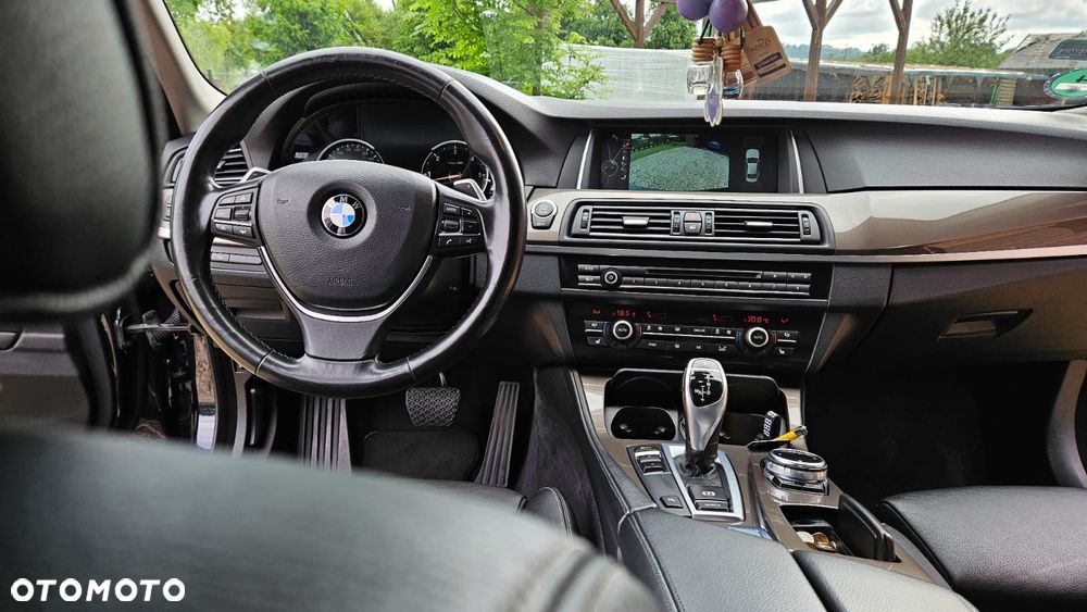 BMW Seria 5 535d Luxury Line - 13