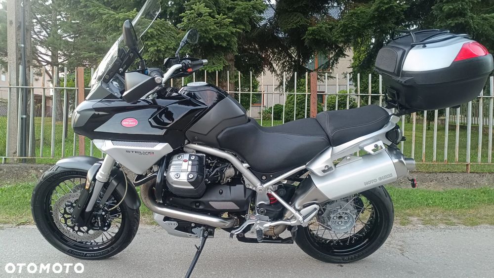 Moto Guzzi Stelvio - 12