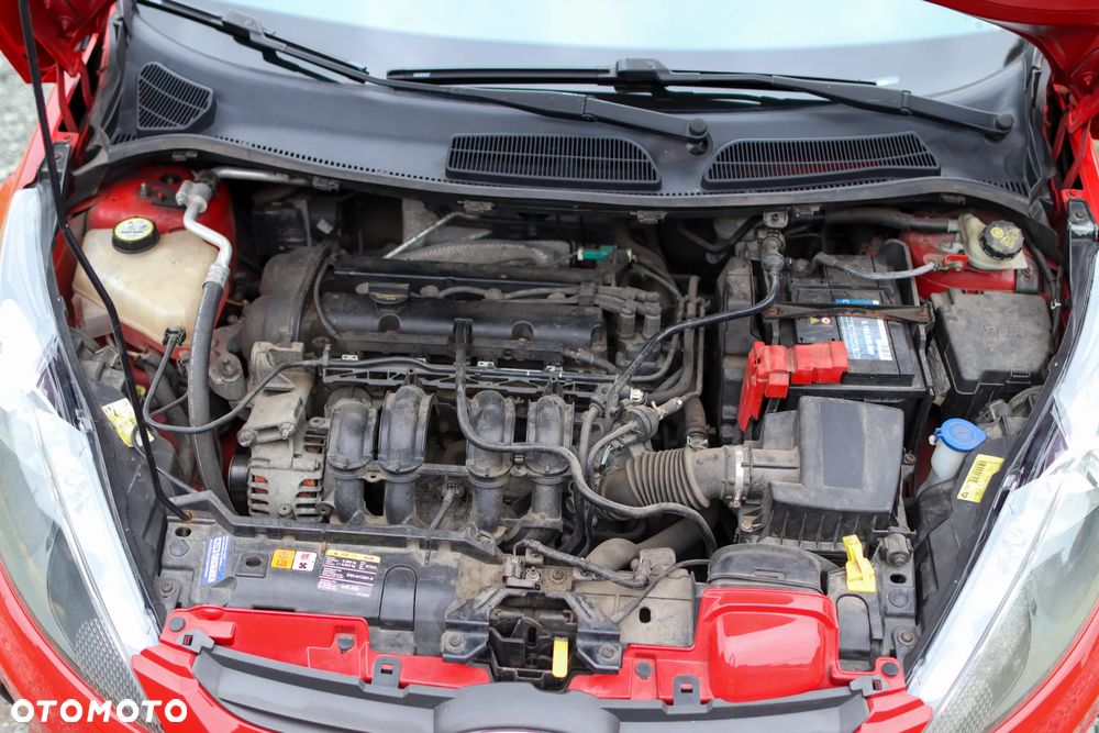 Ford Fiesta 1.25 SYNC Edition - 30