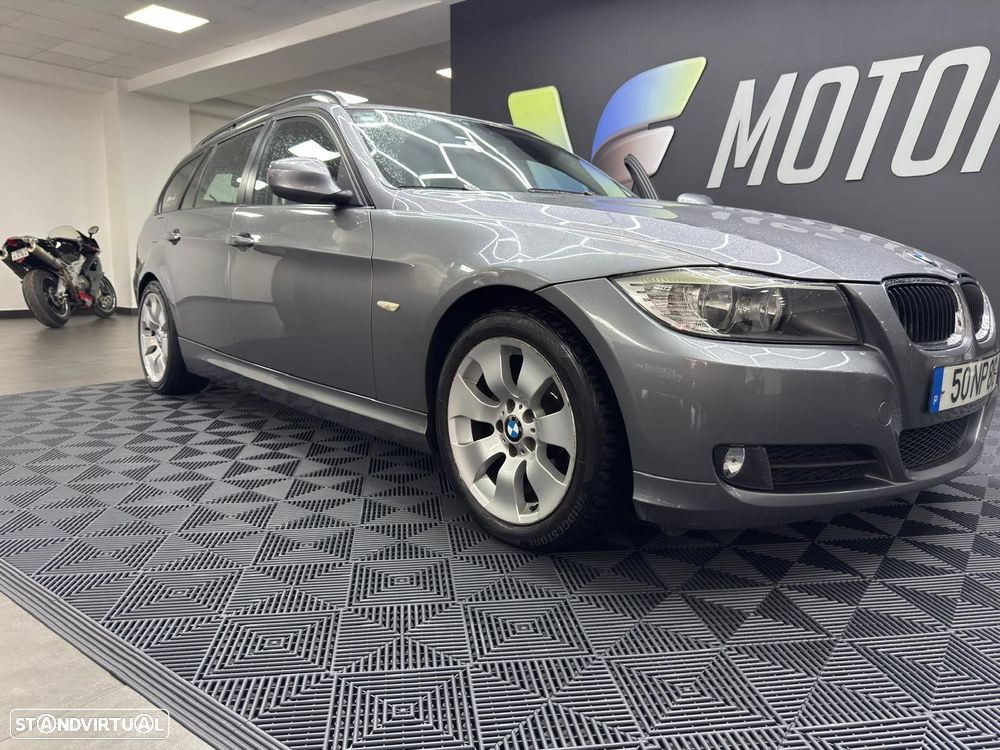 BMW 318 d Navigation Sport - 2