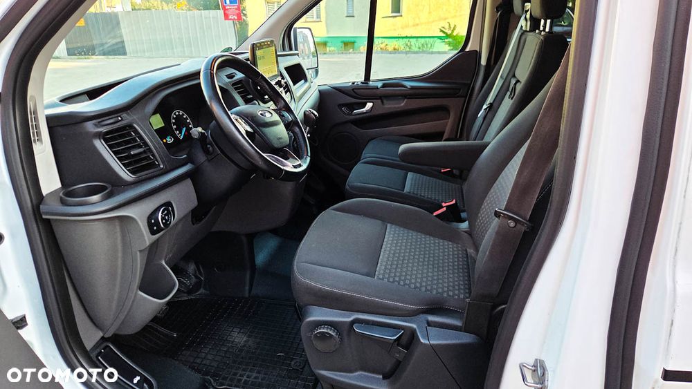 Ford Transit Custom 310 L2H1 Limited - 10
