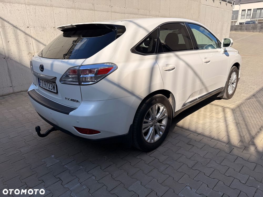 Lexus RX - 8