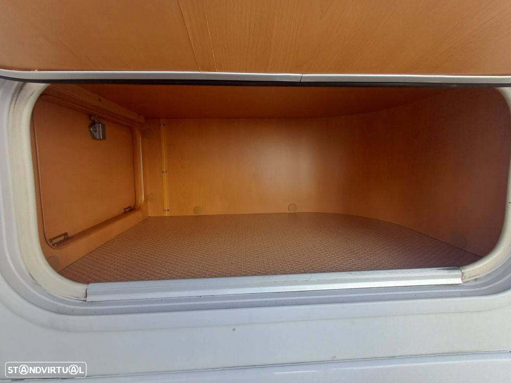 Mercedes-Benz Sprinter Pilote Explorateur 733FJ - 27