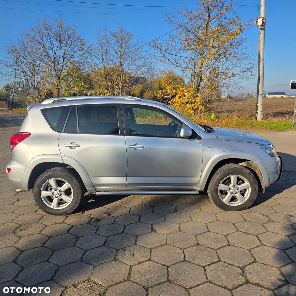 Toyota RAV4 2.2 D-4D Luna - 6