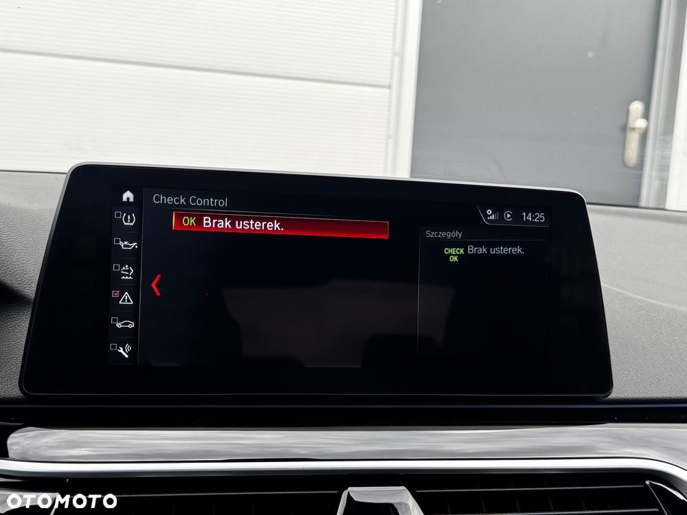 BMW Seria 5 520d Sport Line - 18