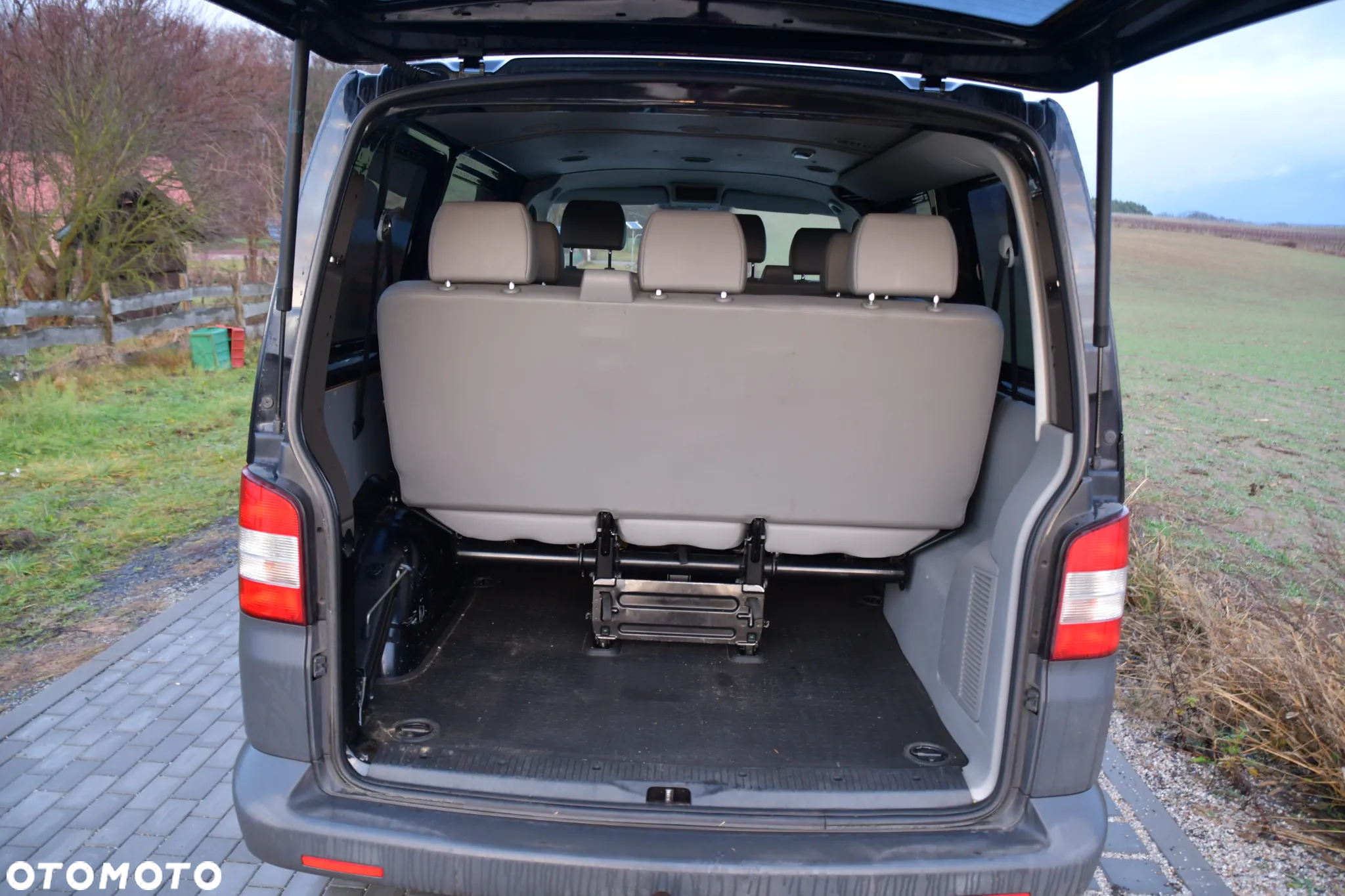 Volkswagen Transporter - 10