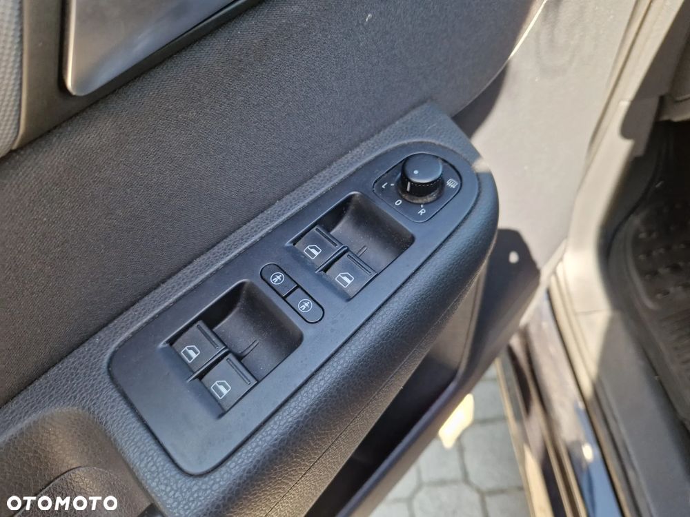 Volkswagen Sharan - 19