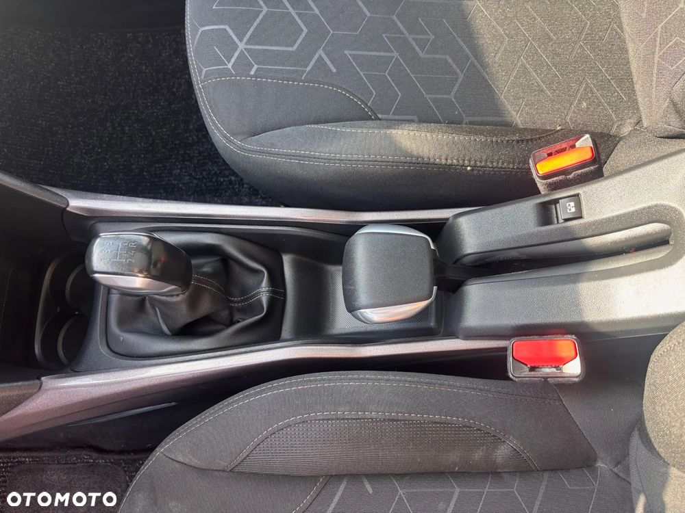 Peugeot 2008 PureTech 82 Style - 4