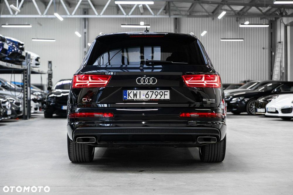 Audi Q7 - 9