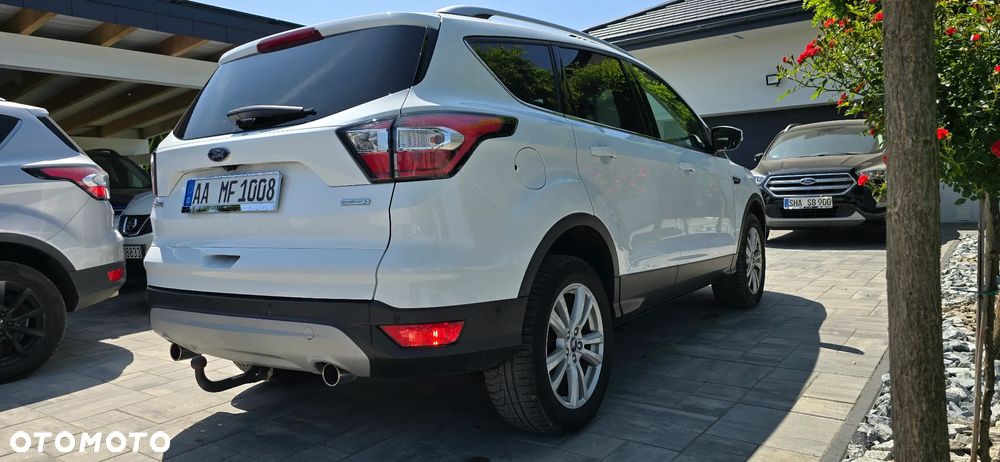 Ford Kuga - 8