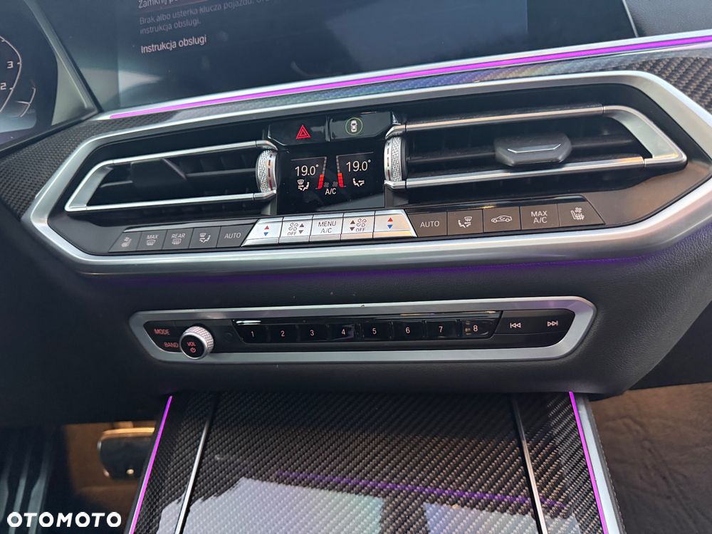 BMW X5 M M50i - 13