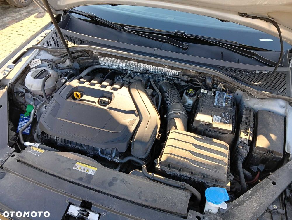 Volkswagen Passat - 6