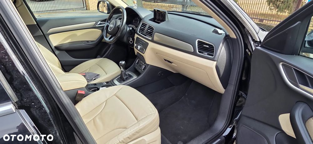 Audi Q3 2.0 TDI Design - 12