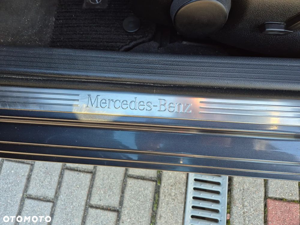 Mercedes-Benz Klasa C 180 T Kompressor Automatik BlueEFFICIENCY Avantgarde - 32