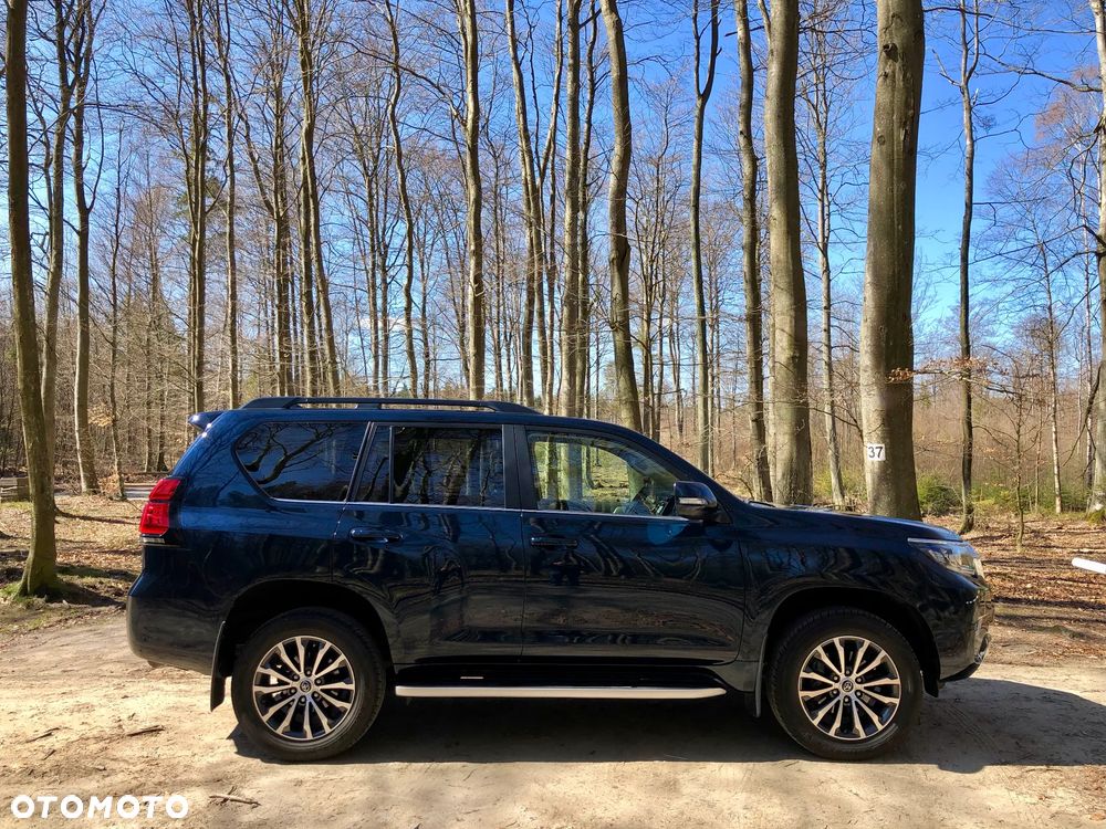 Toyota Land Cruiser - 5