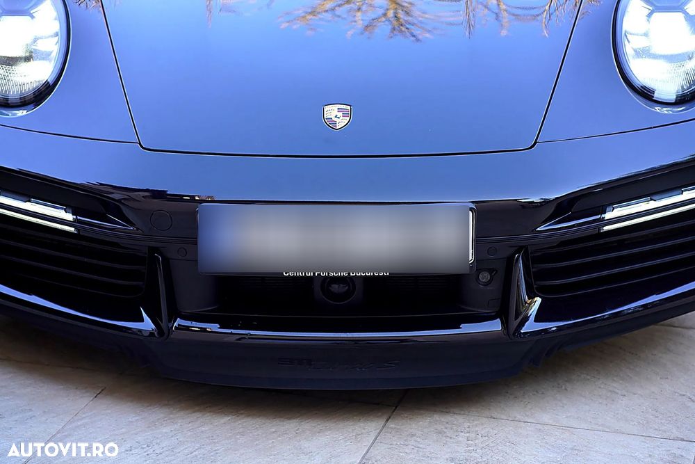 Porsche 911-TURBO-S - 4