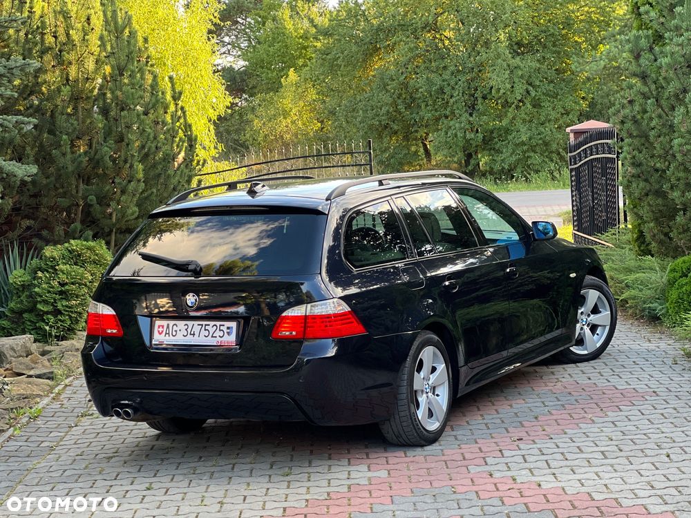BMW Seria 5 530d xDrive - 7