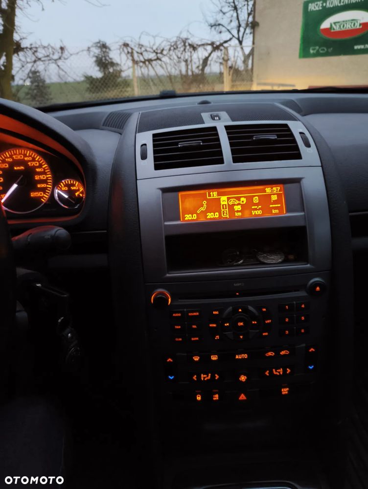 Peugeot 407 - 7