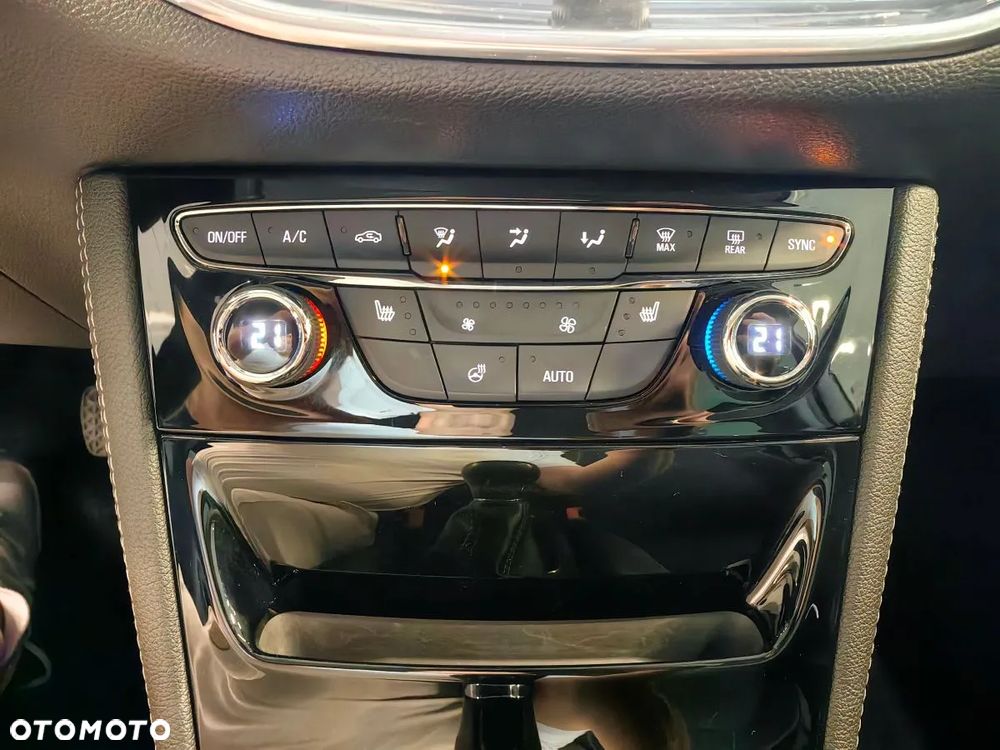 Opel Astra 1.4 Turbo Start/Stop Ultimate - 13