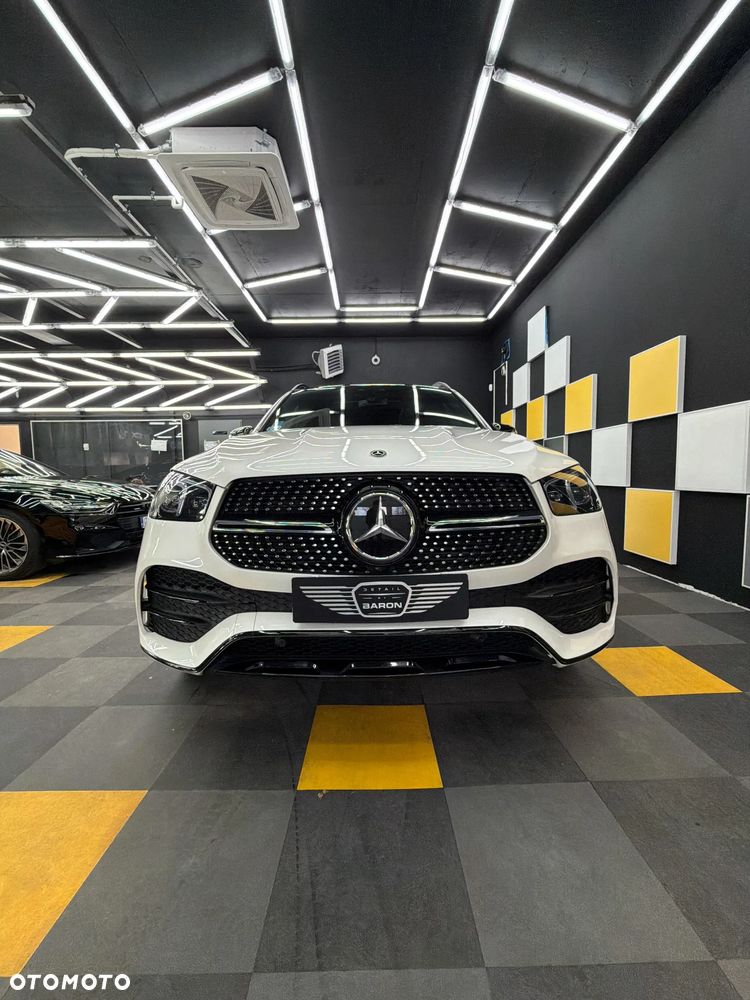Mercedes-Benz GLE - 12