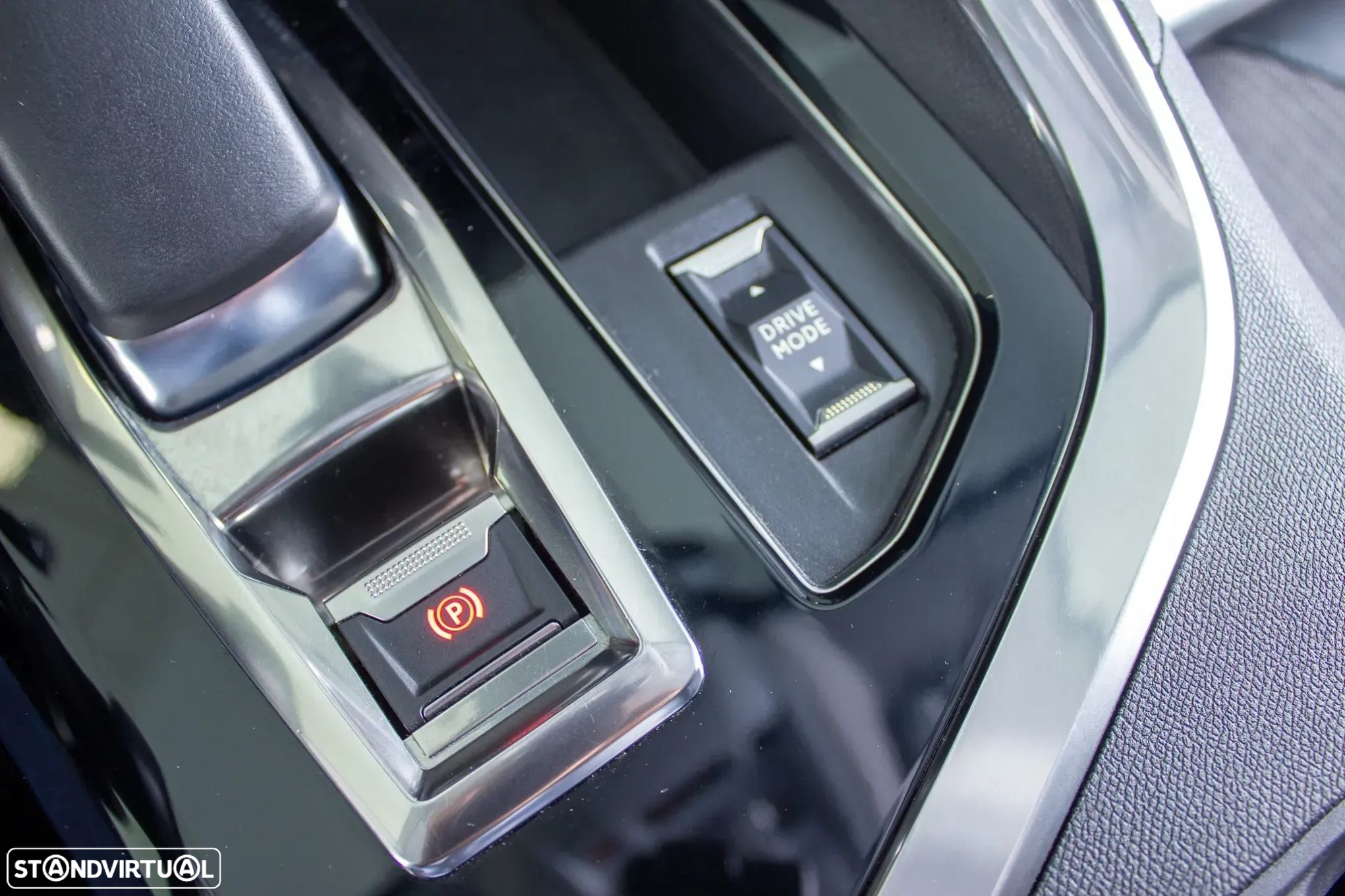 Peugeot 3008 1.6 Hybrid Allure Pack e-EAT8 - 15