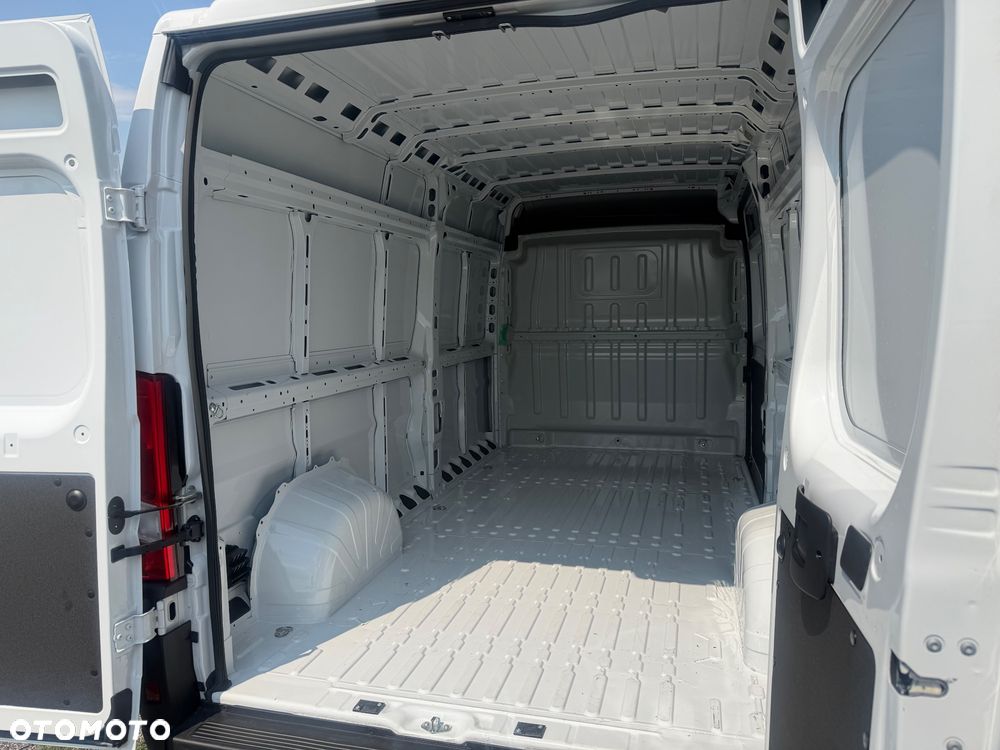 Toyota Proace Max - 13