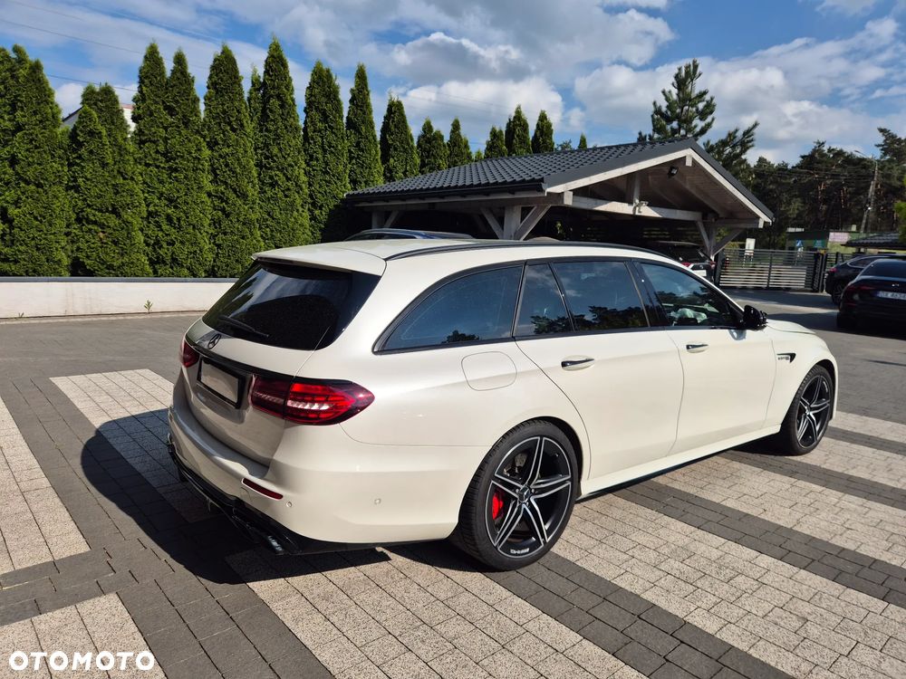 Mercedes-Benz Klasa E - 20