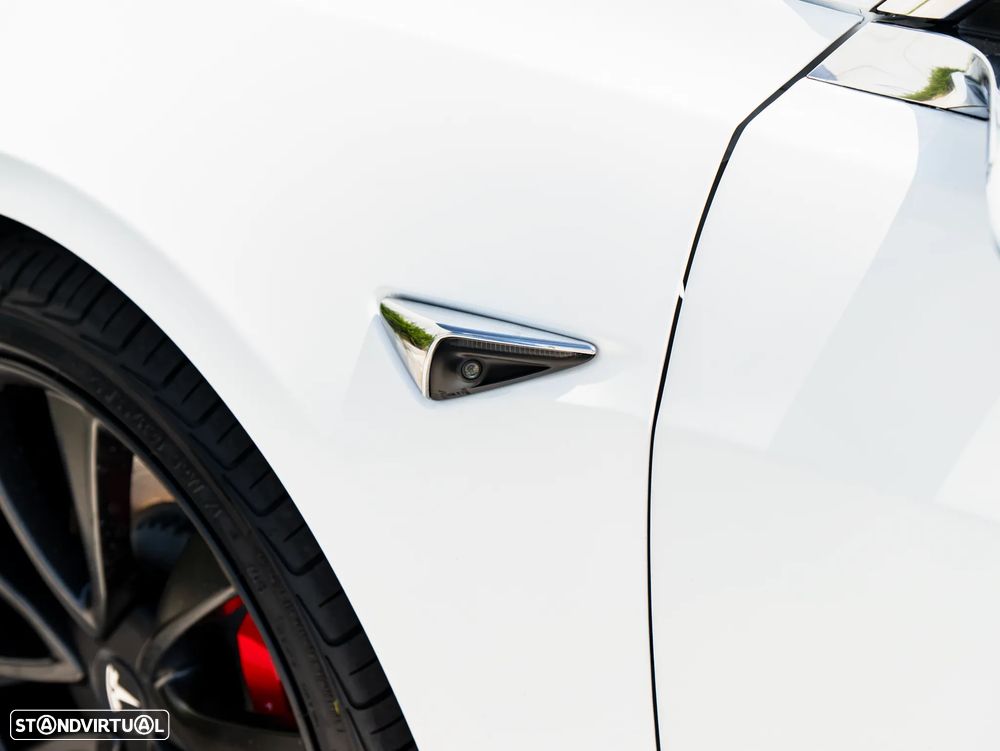 Tesla Model 3 Performance Dual Motor AWD - 34