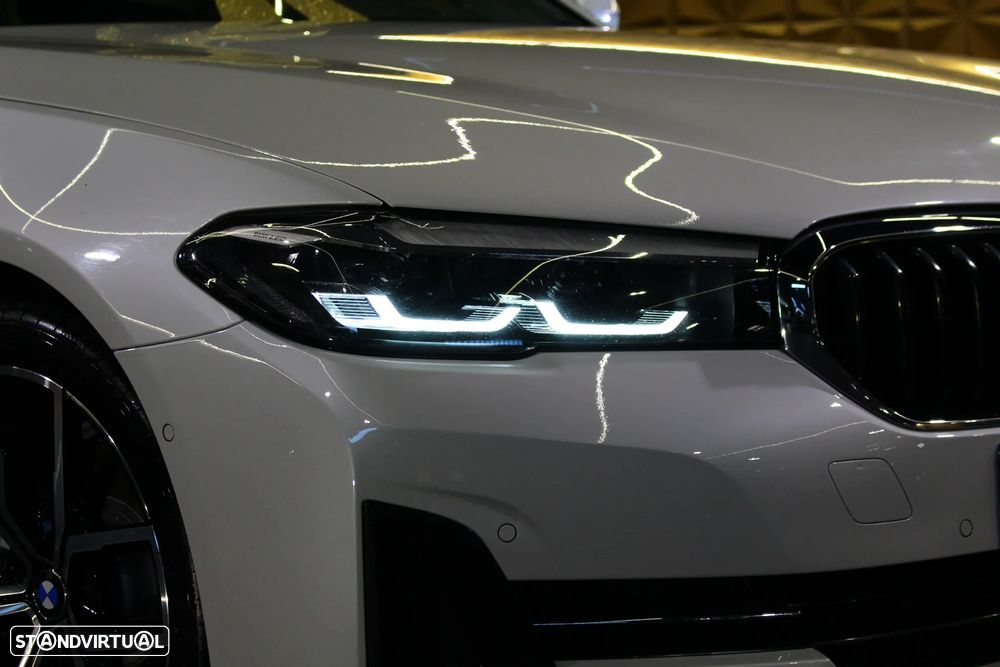 BMW 520 d Line Luxury Auto - 7