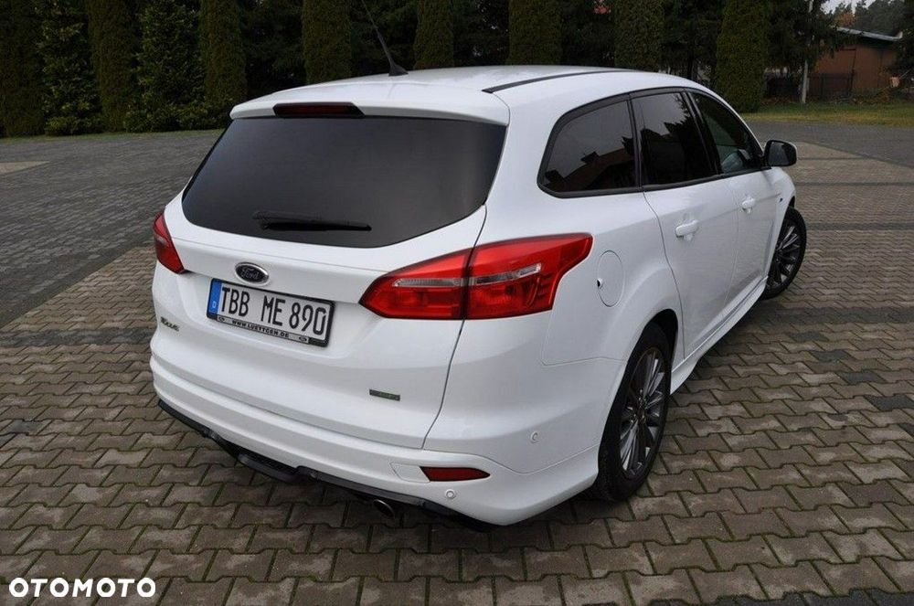 Ford Focus 1.5 EcoBoost STart-Stopp-System ST-LINE - 19