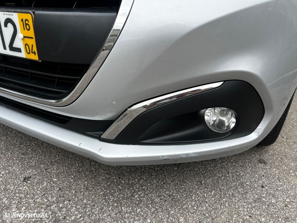 Peugeot 208 1.6 BlueHDi Style - 15