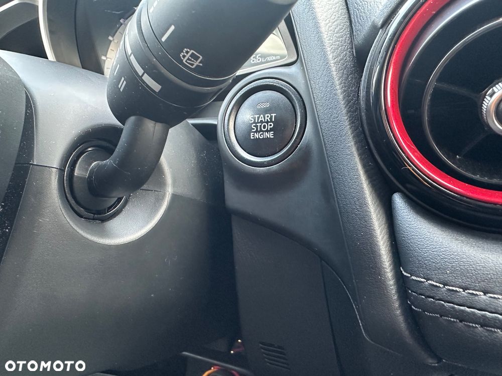 Mazda CX-3 SKYACTIV-G 120 FWD Sports-Line - 24