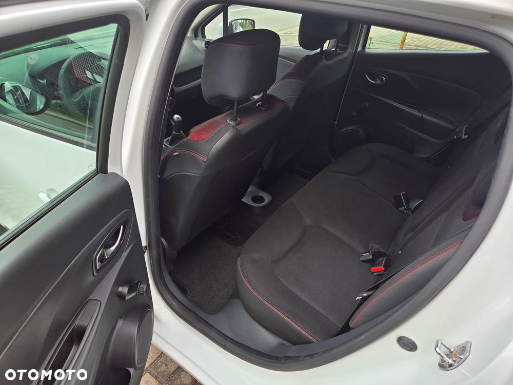 Renault Clio 1.2 16V 75 Collection - 14