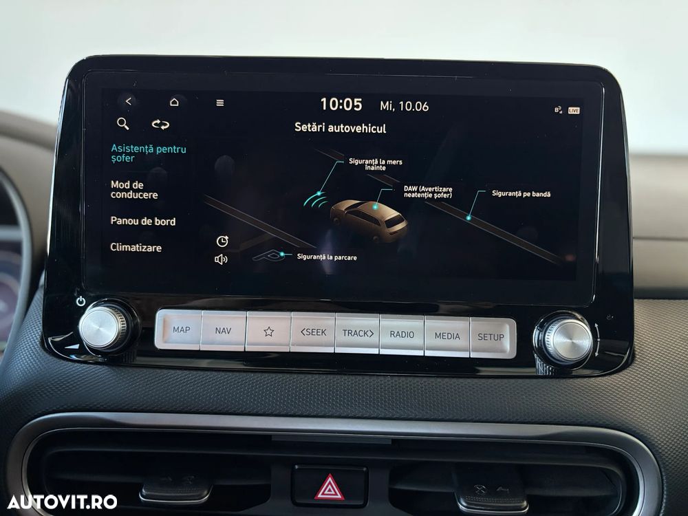 Hyundai KONA Select - 18
