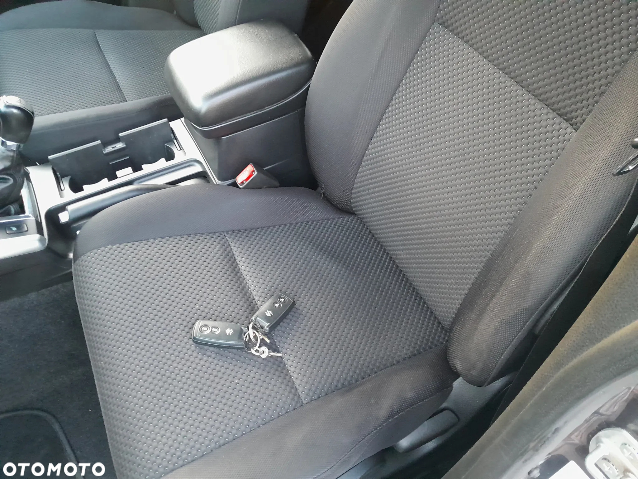 Suzuki Grand Vitara 1.9 DDiS Comfort - 12