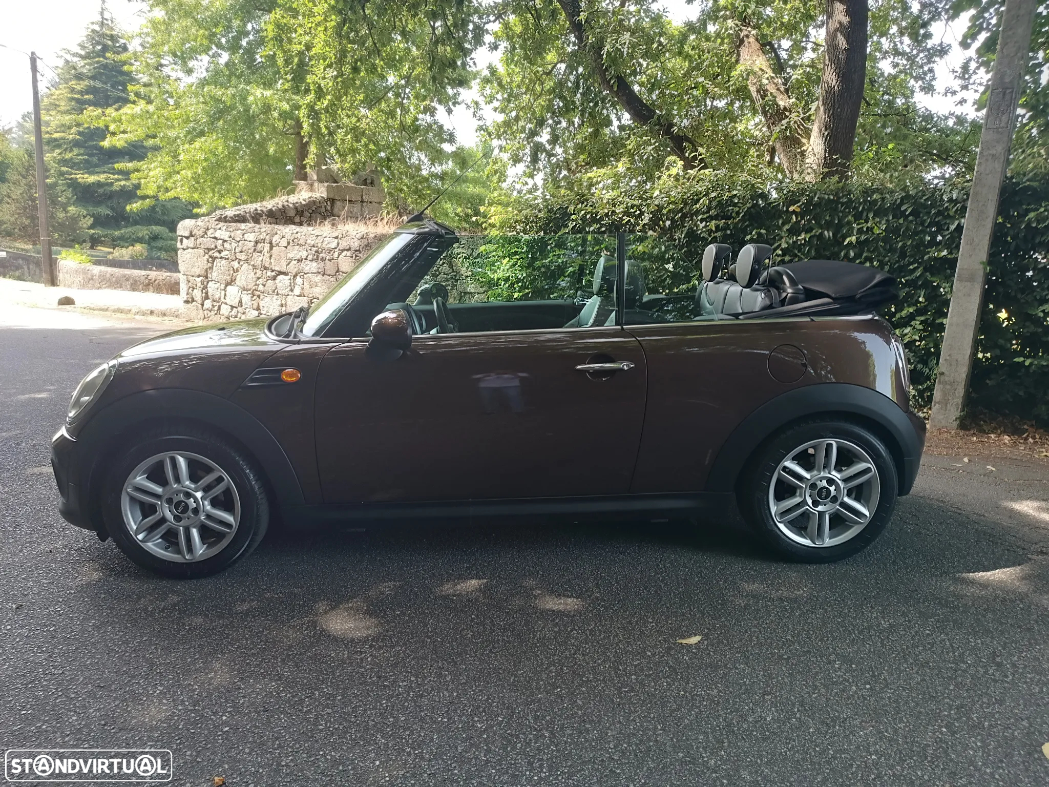 MINI Cabrio Cooper D - 13