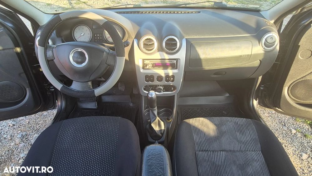 Dacia Logan MCV 1.5 dCi Laureate - 11