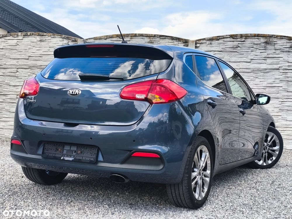 Kia Ceed 1.6 GDI DCT Platinum Edition - 6