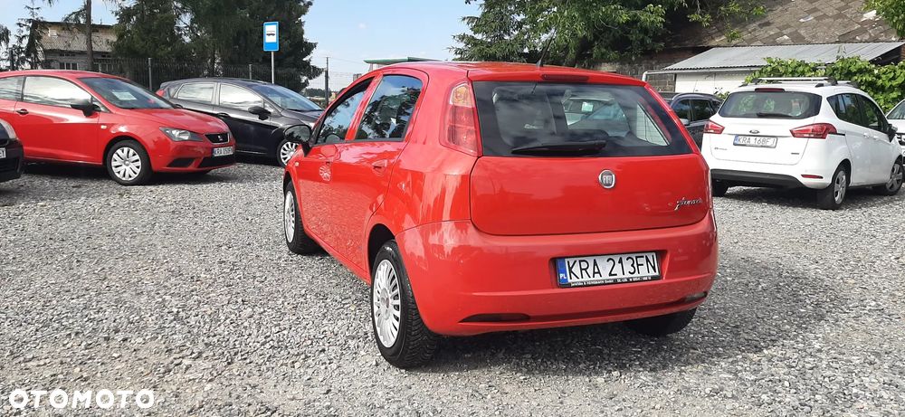 Fiat Grande Punto - 15