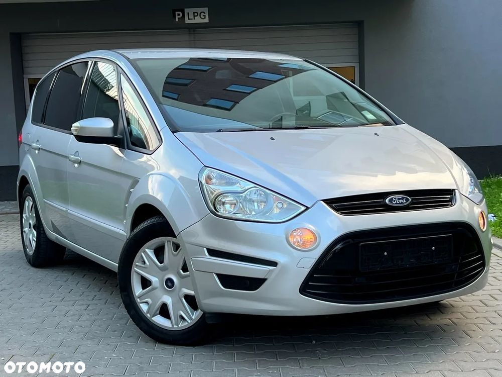 Ford S-Max 2.0 TDCi DPF Ambiente - 14
