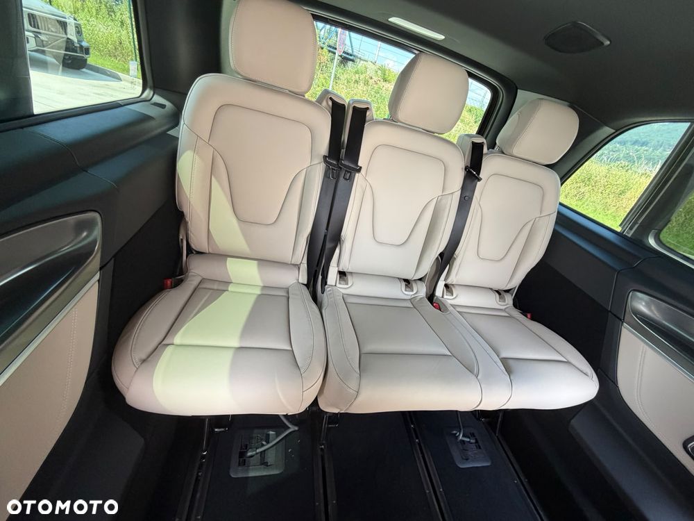 Mercedes-Benz Klasa V 300 d 4-Matic Exclusive 9G-Tronic (d³ugi) - 19