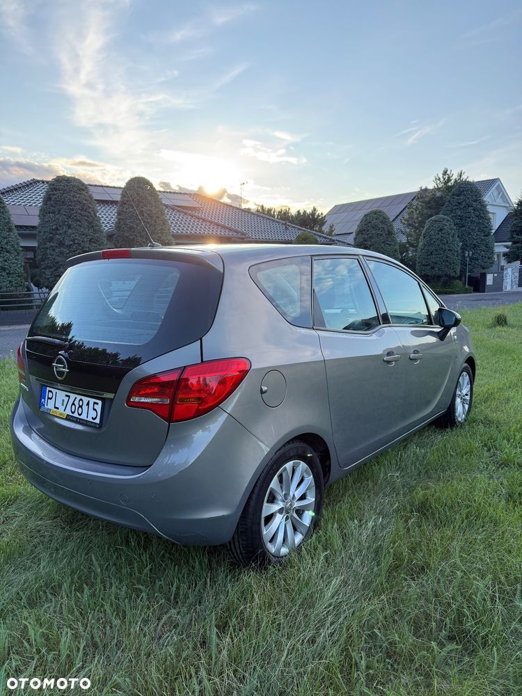 Opel Meriva - 8