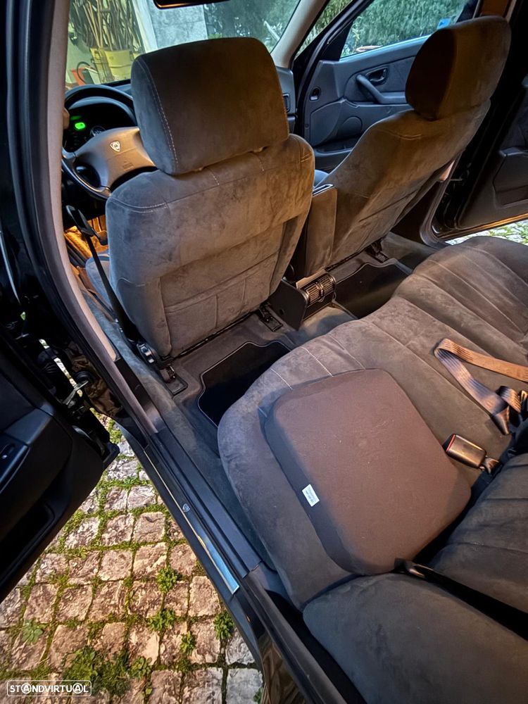 Lancia Kappa 2.0 20V LS - 8