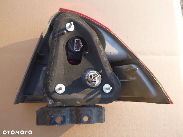 LAMPA LEWY TYŁ LEWA TYLNA HONDA CIVIC VII 5D LIFT SEDAN - 4